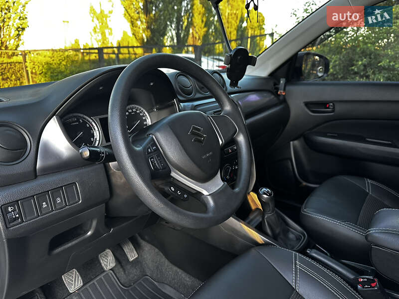 Внедорожник / Кроссовер Suzuki Vitara 2019 в Днепре фото 25 Внедорожник / Кроссовер Suzuki Vitara 2019 в Днепре