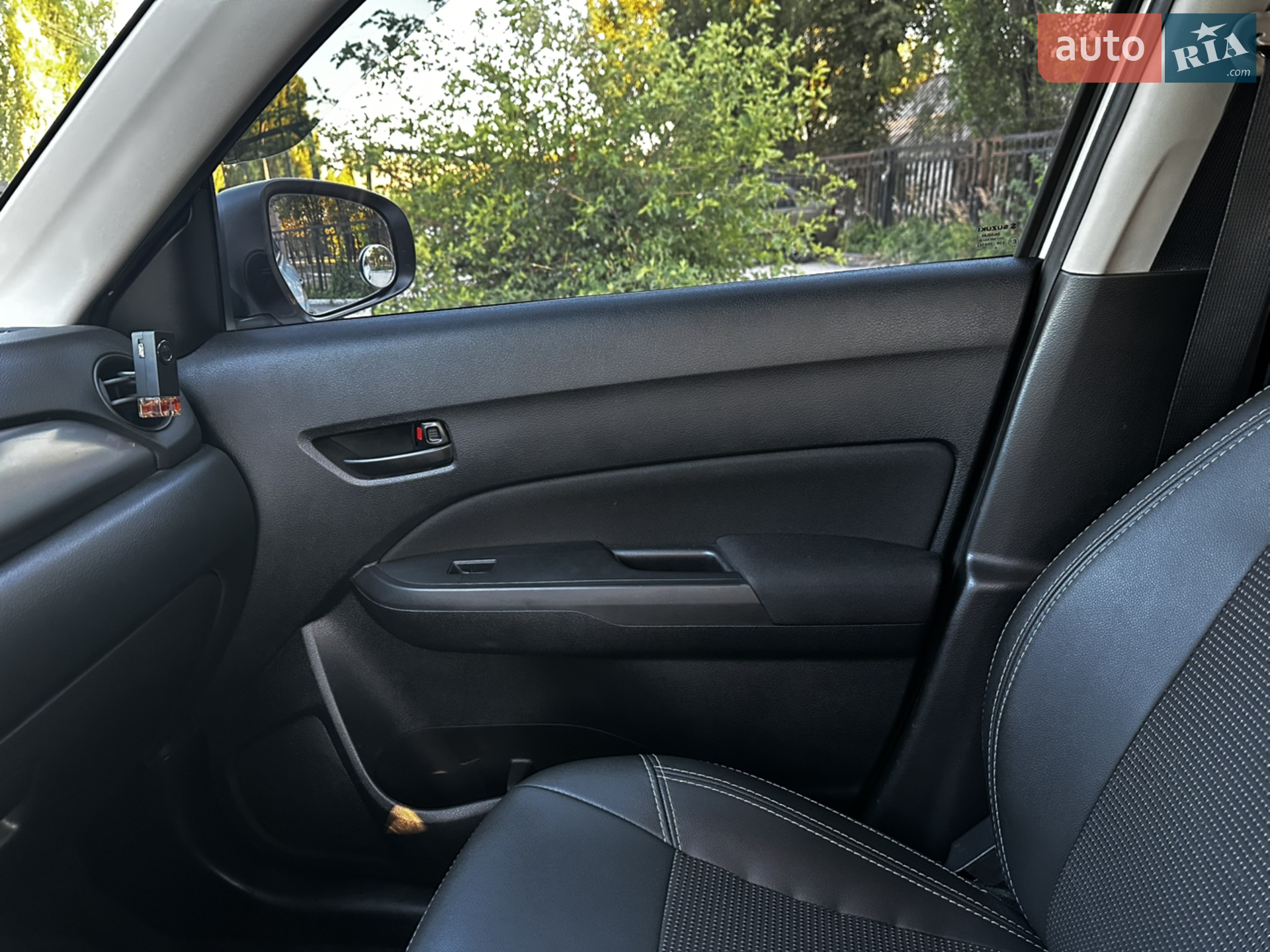 2019 Suzuki Vitara - мініатюра 28