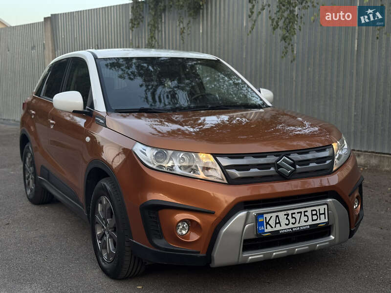 Внедорожник / Кроссовер Suzuki Vitara 2015 в 