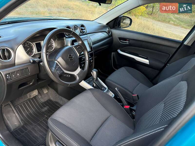 Внедорожник / Кроссовер Suzuki Vitara 2017 в Днепре