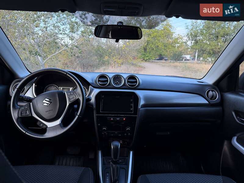 Внедорожник / Кроссовер Suzuki Vitara 2017 в Днепре