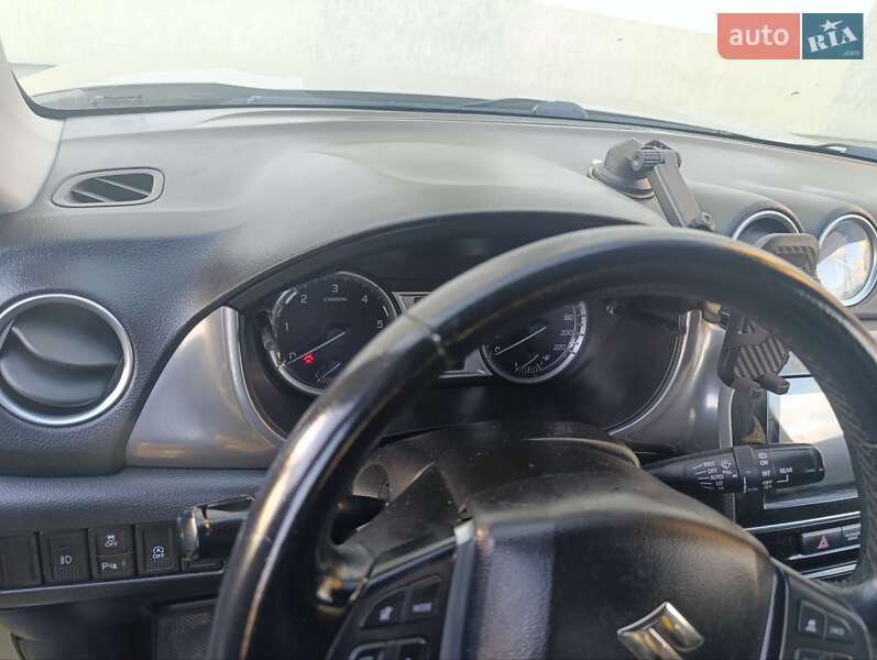 Внедорожник / Кроссовер Suzuki Vitara 2017 в Коломые фото 10 Внедорожник / Кроссовер Suzuki Vitara 2017 в Коломые