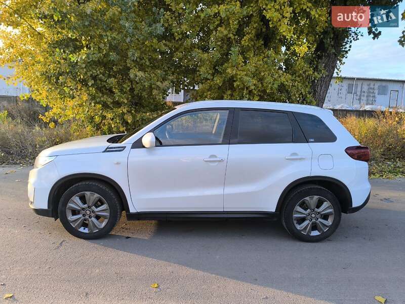 Внедорожник / Кроссовер Suzuki Vitara 2019 в Черкассах
