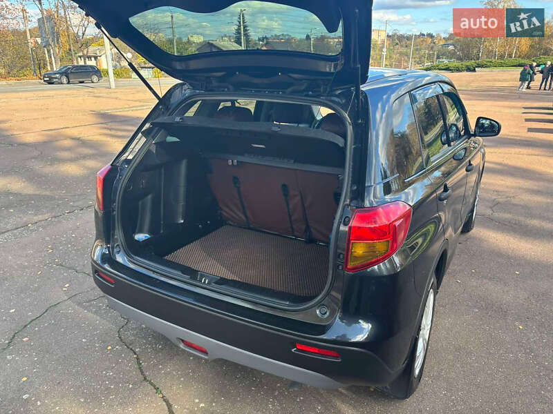 Внедорожник / Кроссовер Suzuki Vitara 2015 в Житомире фото 4 Внедорожник / Кроссовер Suzuki Vitara 2015 в Житомире