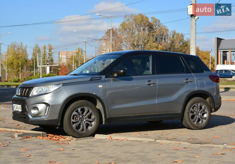 Внедорожник / Кроссовер Suzuki Vitara 2021 в Днепре