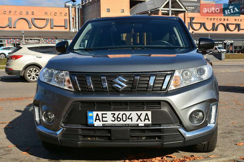 Внедорожник / Кроссовер Suzuki Vitara 2021 в Днепре