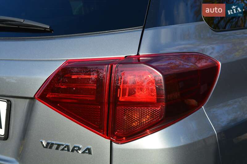 Внедорожник / Кроссовер Suzuki Vitara 2021 в Днепре