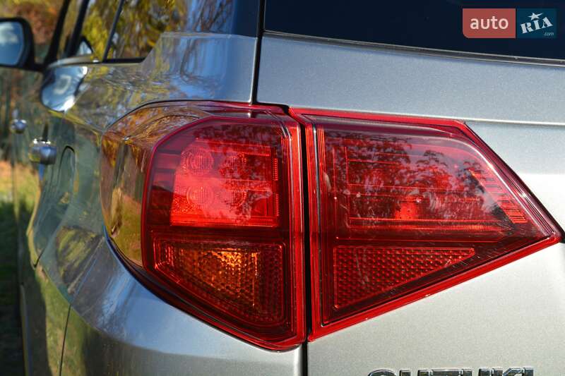 Внедорожник / Кроссовер Suzuki Vitara 2021 в Днепре