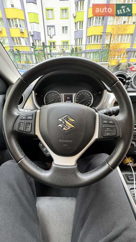 Внедорожник / Кроссовер Suzuki Vitara 2018 в Киеве