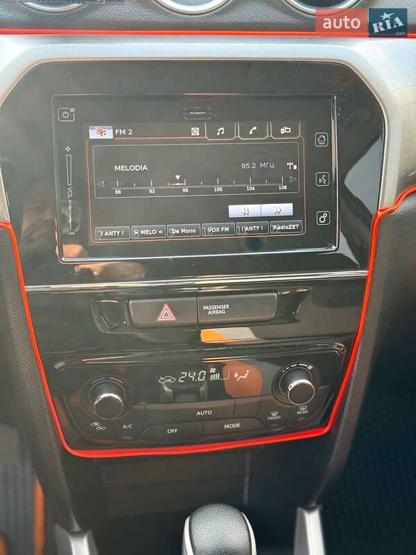 Внедорожник / Кроссовер Suzuki Vitara 2018 в Богуславе