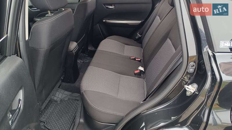 Позашляховик / Кросовер Suzuki Vitara 2020 в Києві