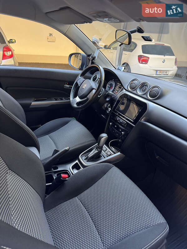 Внедорожник / Кроссовер Suzuki Vitara 2021 в Киеве