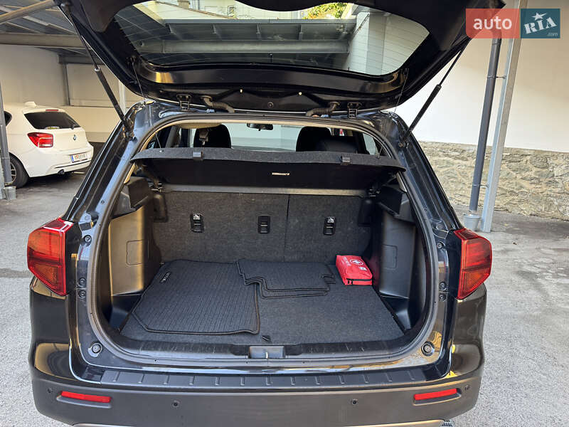 Внедорожник / Кроссовер Suzuki Vitara 2021 в Киеве