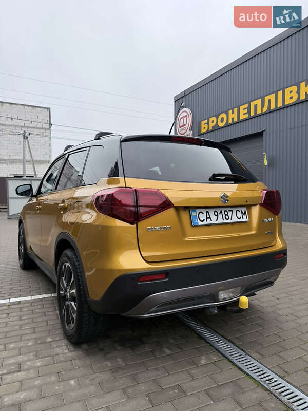 Внедорожник / Кроссовер Suzuki Vitara 2019 в Киеве