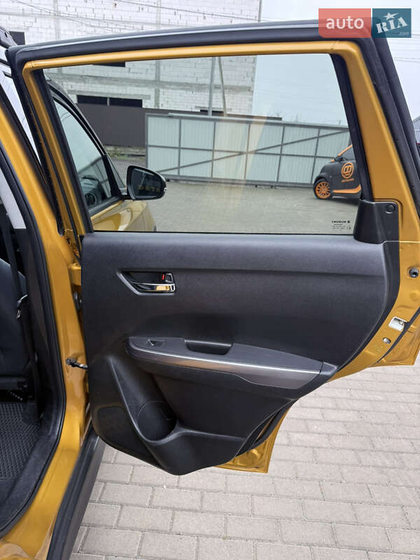 Внедорожник / Кроссовер Suzuki Vitara 2019 в Киеве