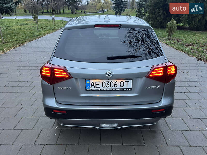 Внедорожник / Кроссовер Suzuki Vitara 2021 в Киеве