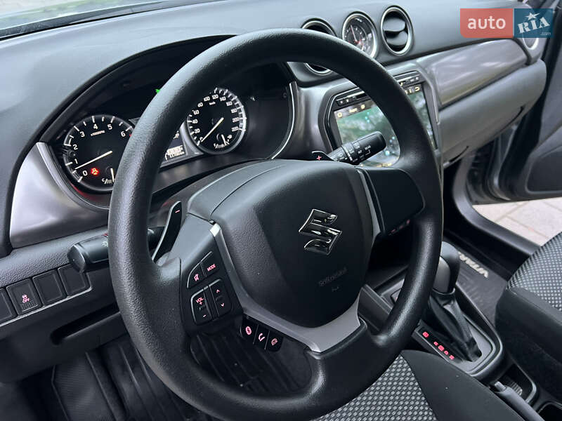 Внедорожник / Кроссовер Suzuki Vitara 2021 в Киеве