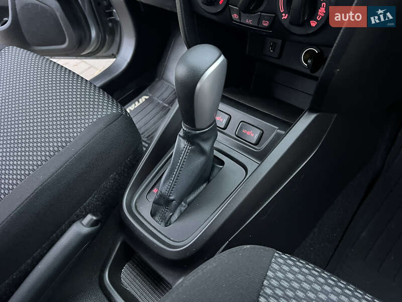 Внедорожник / Кроссовер Suzuki Vitara 2021 в Киеве