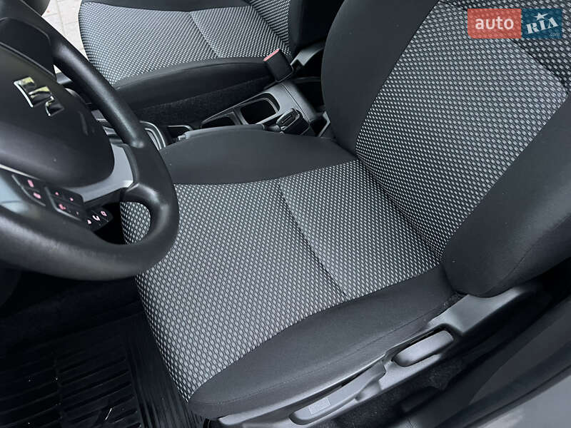 Внедорожник / Кроссовер Suzuki Vitara 2021 в Киеве