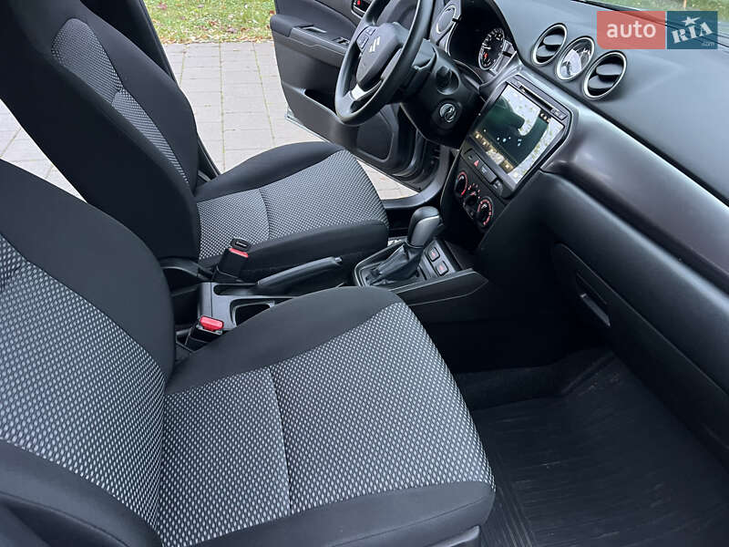 Внедорожник / Кроссовер Suzuki Vitara 2021 в Киеве