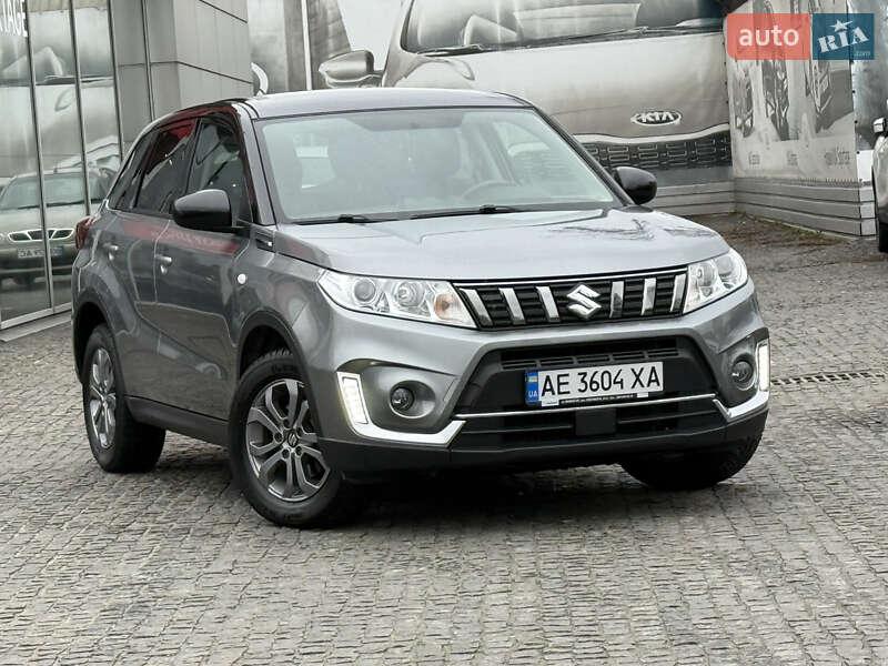Внедорожник / Кроссовер Suzuki Vitara 2021 в Днепре
