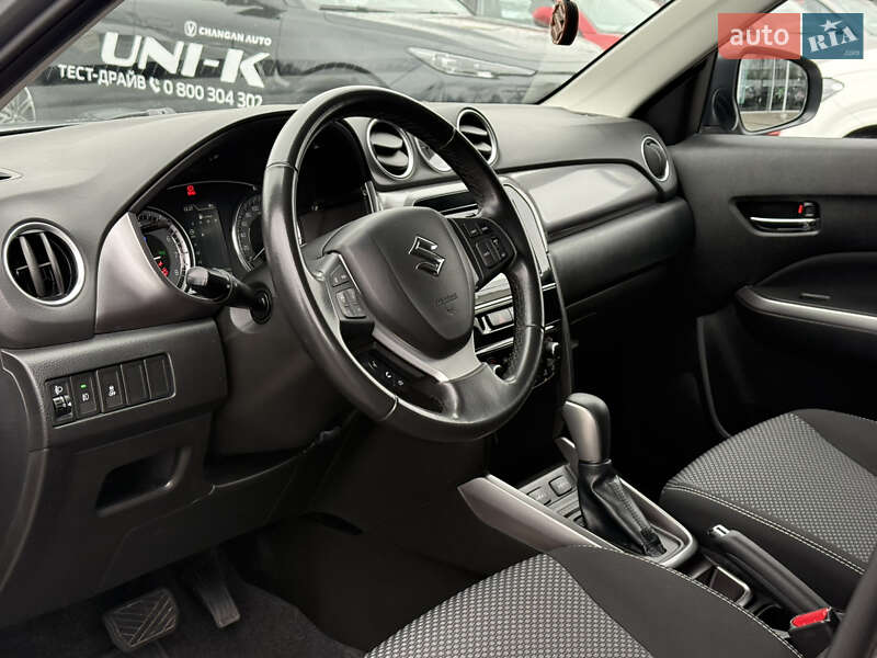 Внедорожник / Кроссовер Suzuki Vitara 2021 в Днепре