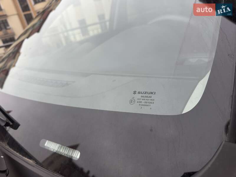 Внедорожник / Кроссовер Suzuki Vitara 2020 в Киеве