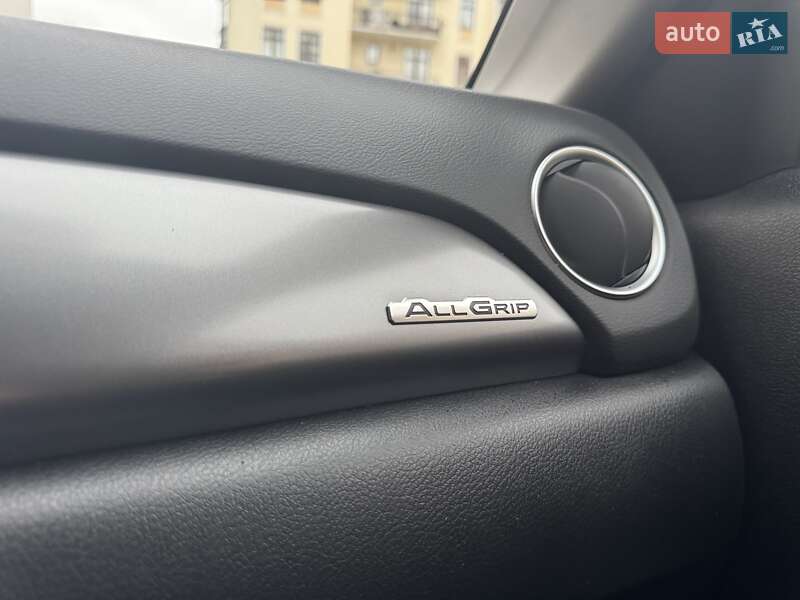 Внедорожник / Кроссовер Suzuki Vitara 2020 в Киеве