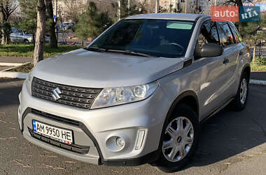 Позашляховик / Кросовер Suzuki Vitara 2015 в Одесі