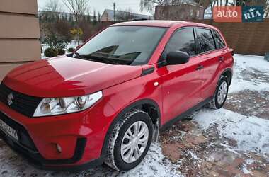 Позашляховик / Кросовер Suzuki Vitara 2021 в Звенигородці