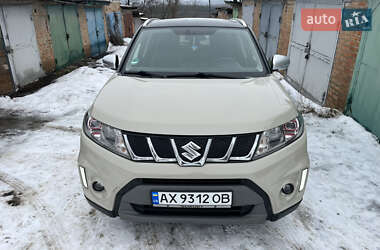 Внедорожник / Кроссовер Suzuki Vitara 2017 в Карловке