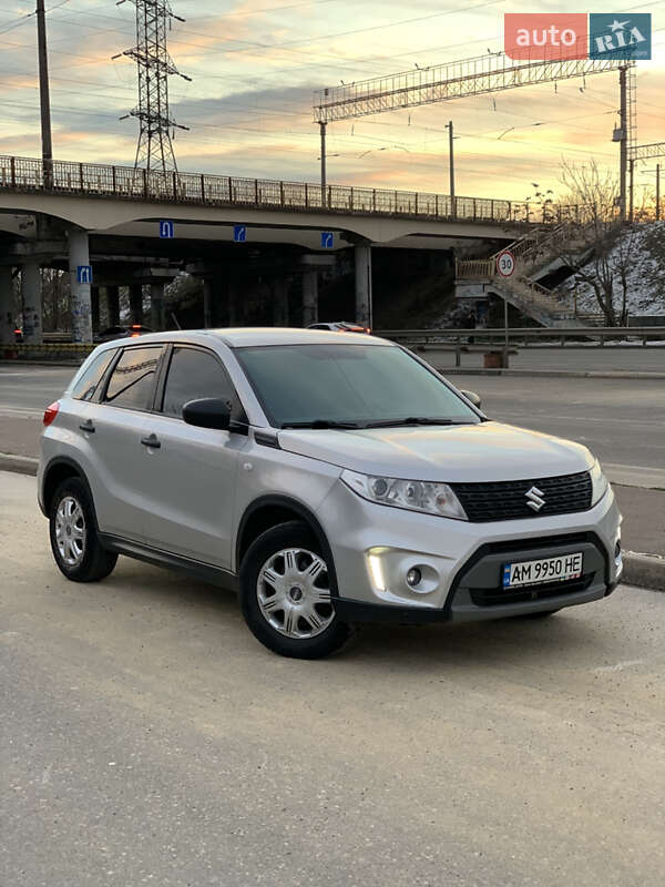 Suzuki Vitara 2015