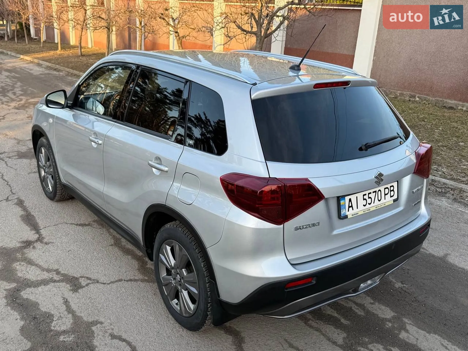 2019 Suzuki Vitara - мініатюра 9
