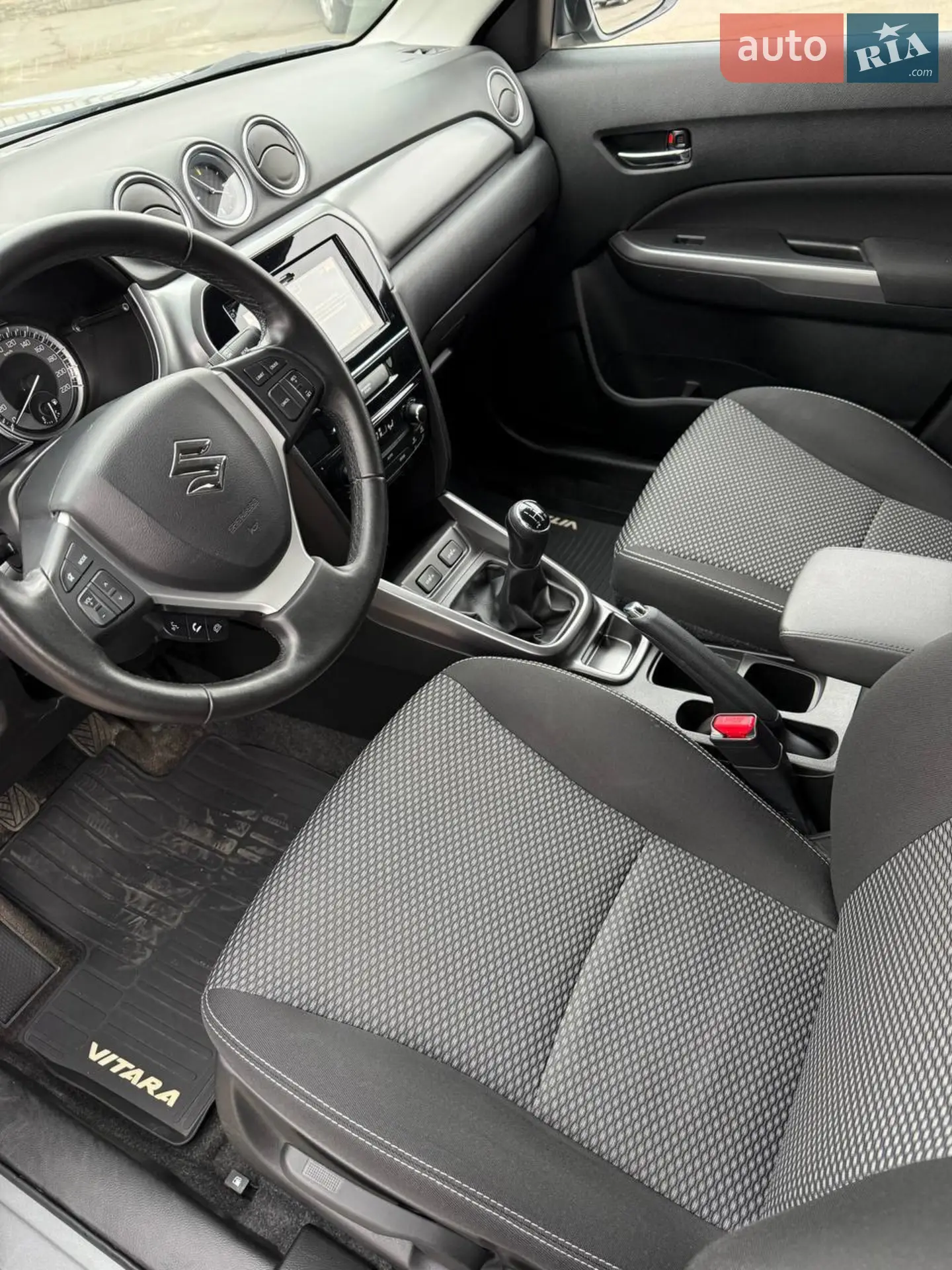2019 Suzuki Vitara - мініатюра 8