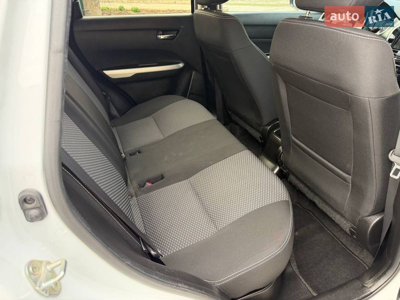 Позашляховик / Кросовер Suzuki Vitara 2018 в Одесі