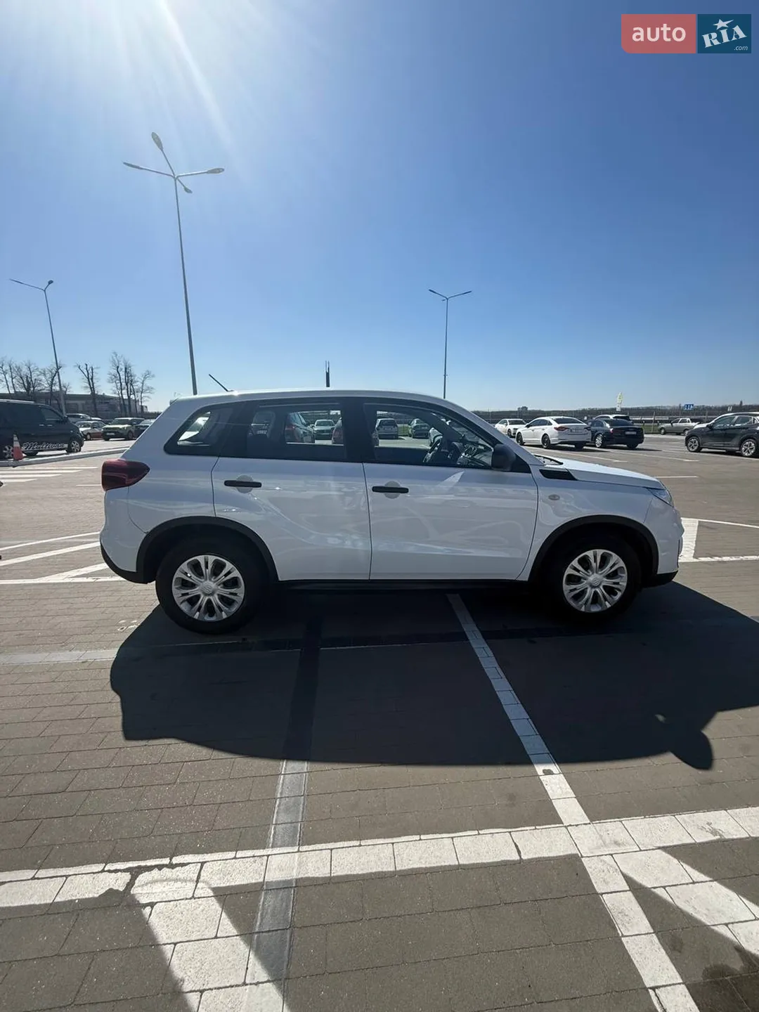2020 Suzuki Vitara - мініатюра 3