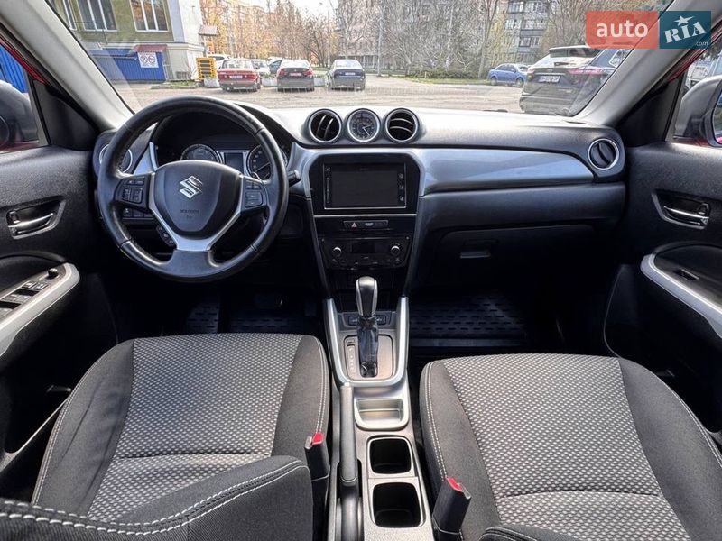Внедорожник / Кроссовер Suzuki Vitara 2017 в Одессе