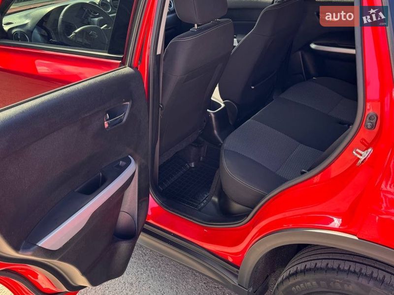 Внедорожник / Кроссовер Suzuki Vitara 2017 в Одессе