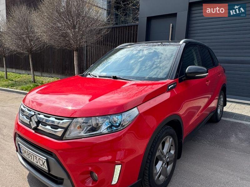 Внедорожник / Кроссовер Suzuki Vitara 2017 в Киеве
