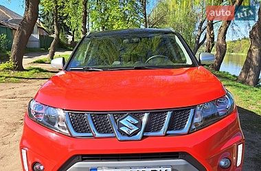 Внедорожник / Кроссовер Suzuki Vitara 2017 в Чернигове