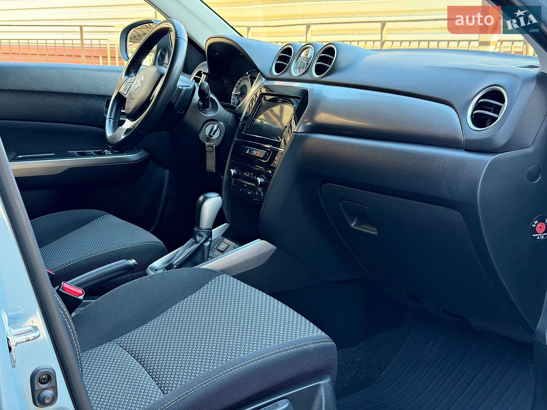 2021 Suzuki Vitara - мініатюра 36