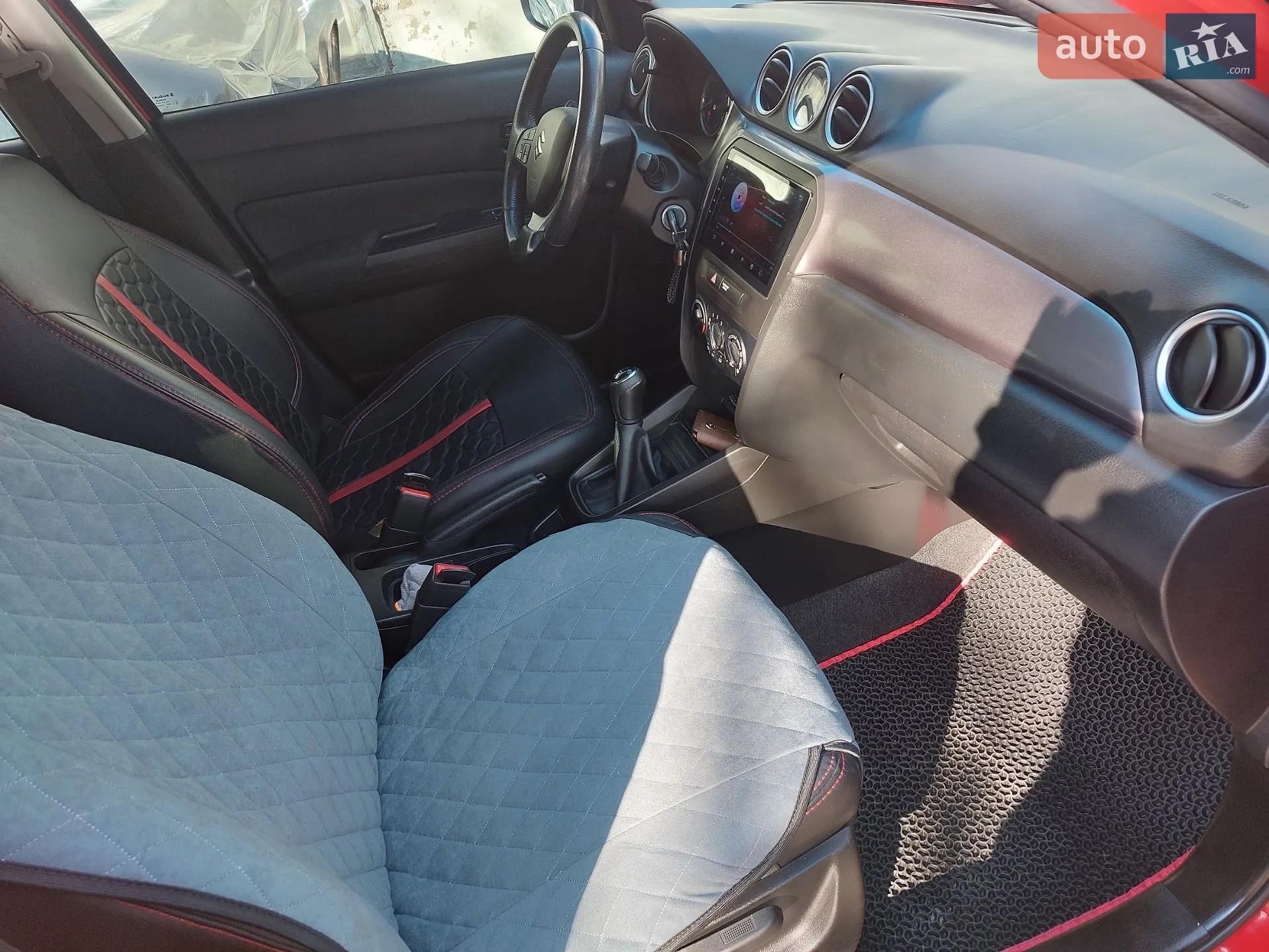 2019 Suzuki Vitara - мініатюра 13