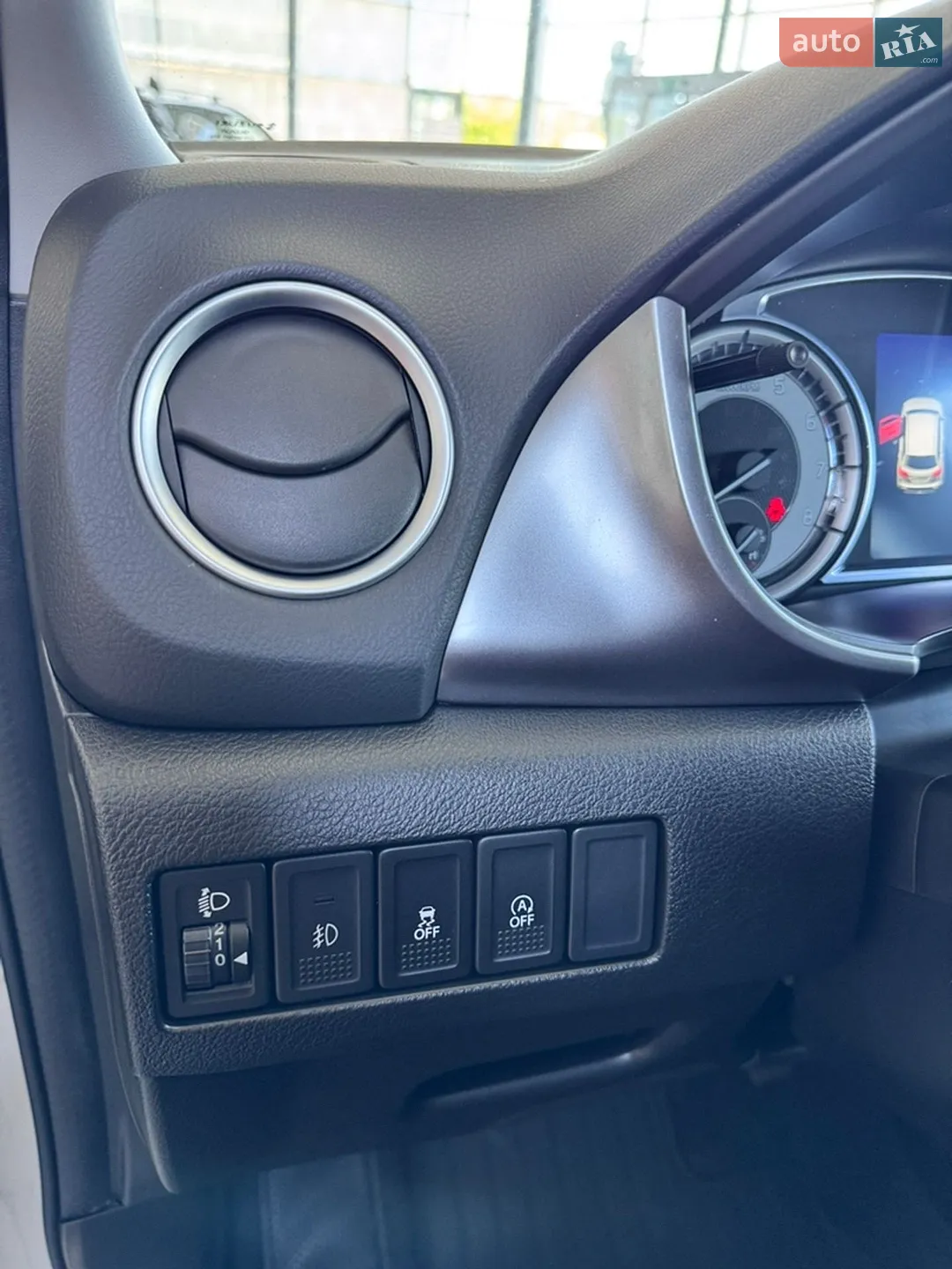2020 Suzuki Vitara - мініатюра 24