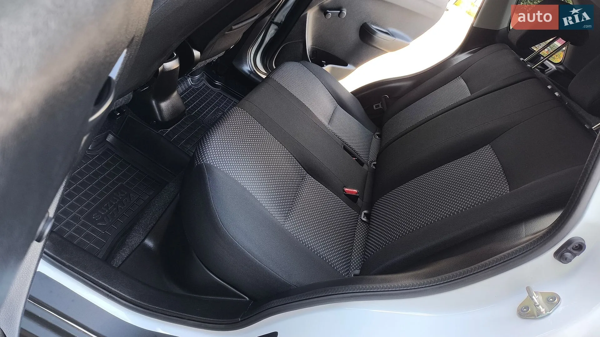 2019 Suzuki Vitara - мініатюра 19