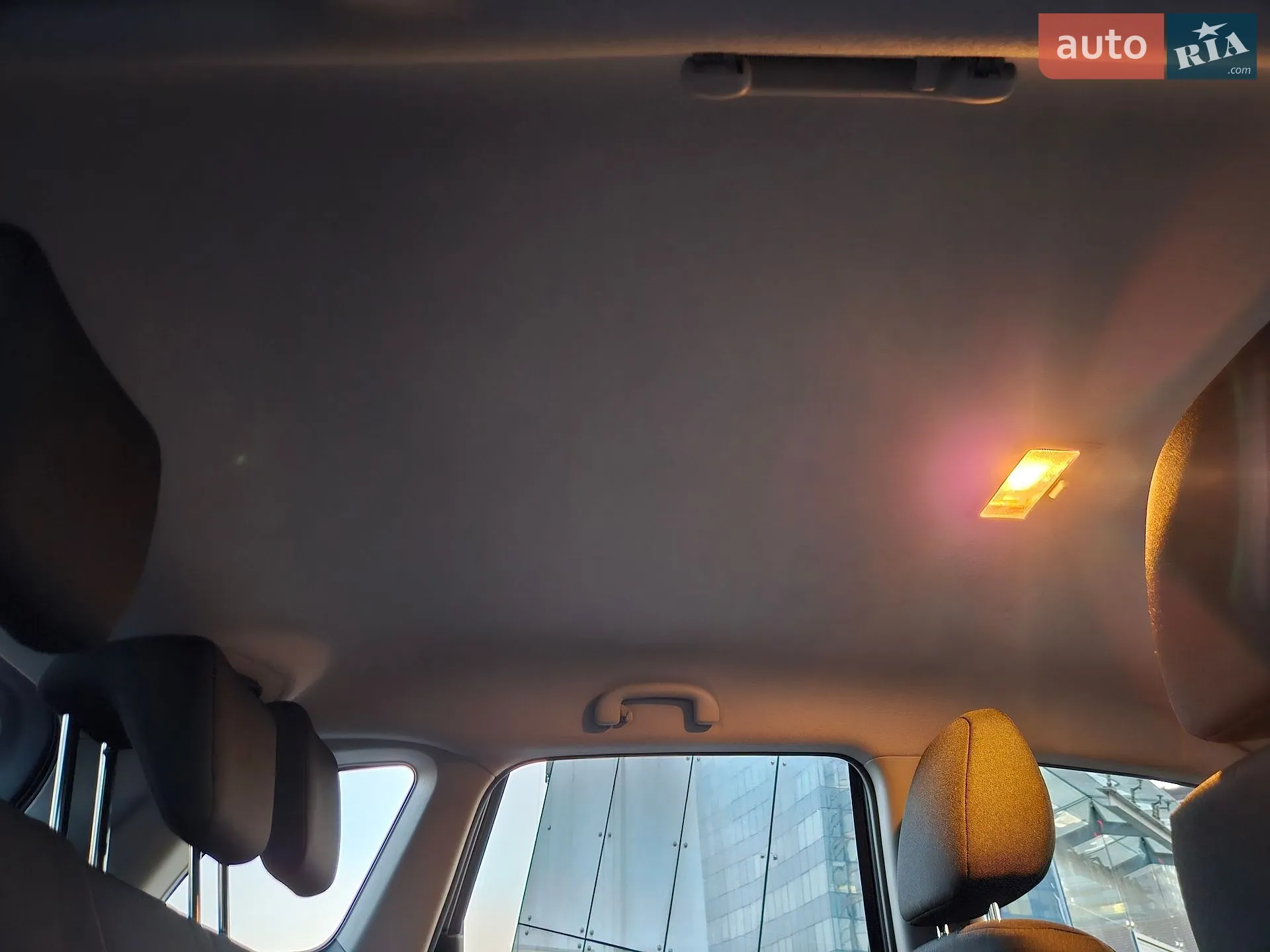 2018 Suzuki Vitara - мініатюра 39
