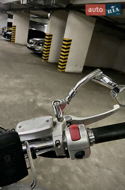 Мотоцикл Круізер Suzuki VZR 1800 2011 в 