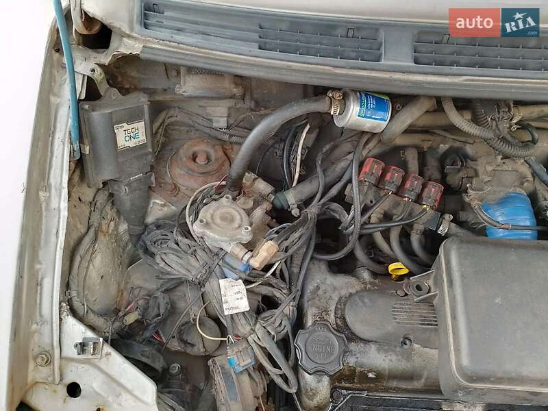 Микровэн Suzuki Wagon R 1999 в Броварах