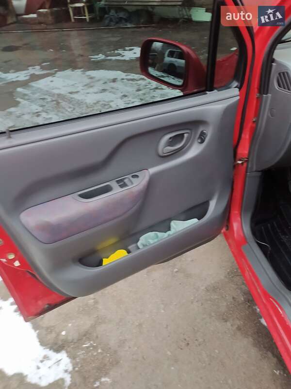 Микровэн Suzuki Wagon R 1999 в Первомайске