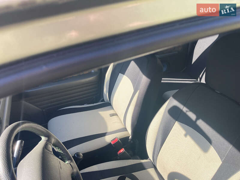 Микровэн Suzuki Wagon R 2000 в Киеве