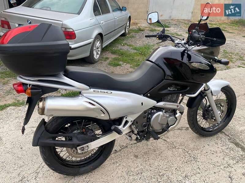 Мотоцикл Классик Suzuki XF 650 Freewind 1997 в Гайвороне